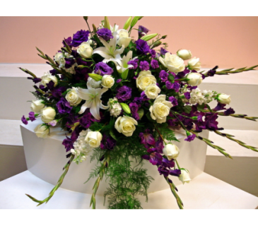 A Casket Spray/Glads,Lily,Roses,Lisianthus