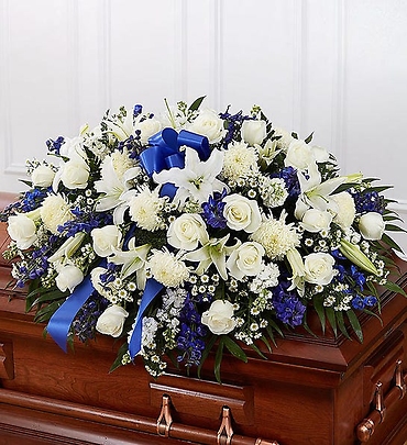 A Casket Spray/Lily,Roses,Delphenium,Monte,