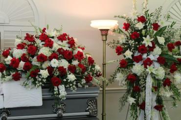 Casket Set/Roses,Hydrangea,Gerbs/Click for Price/Buy Seperate