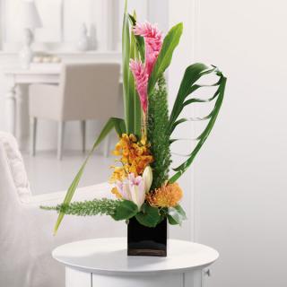 The Bounty/Protea,Foxtail,Ginger,Lilly
