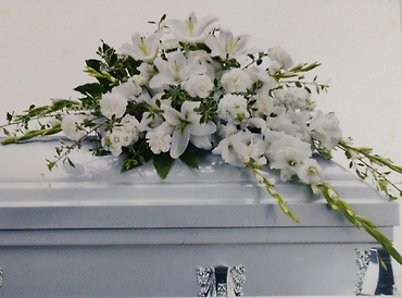 A Casket Spray/Carns,Glads,Lilly,Stock