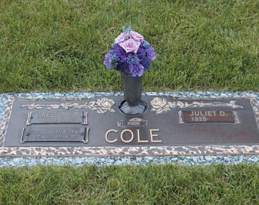 Sympathy Grave Arrangement/Roses,Carnations