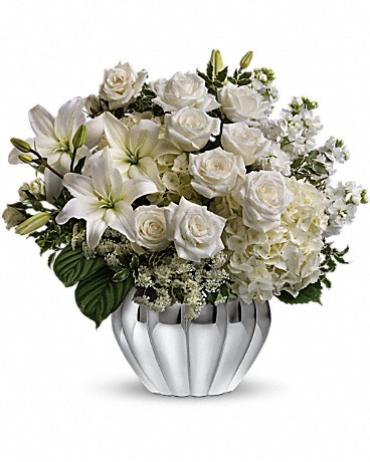 Grace Bouquet/Hydrangea,rose,spray Rose,Lilly Stock,Queen Anne