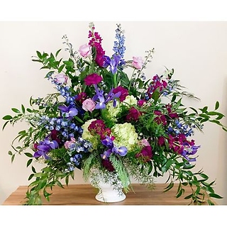 Wildflower/Delph,Stock,Carnations,Hydrangea,Roses,Iris