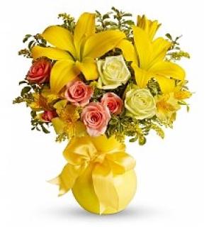 Sunny Smiles/Roses,lilies,Alstroemeria,Solidego