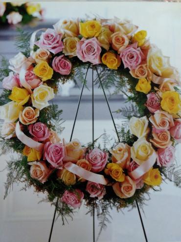 Royal Sympathy Wreath/Roses
