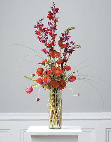 Red Arrangement in Cylinder Vase/Gerbs,Snaps,Tulips