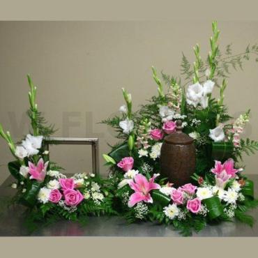 Urn Arrangement/Glads,Snaps,Lily,Roses,Cushions/Click for price